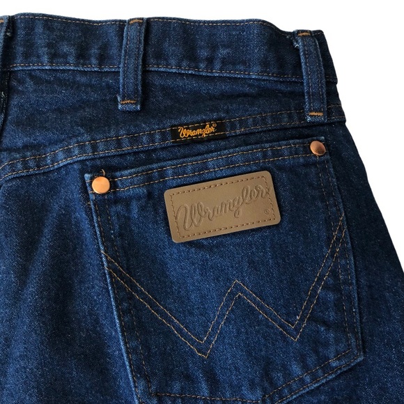 Wrangler Vintage High Waist Jeans - Picture 2 of 5